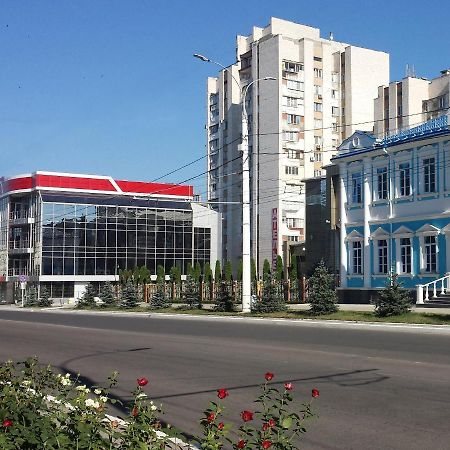 Luna Tiraspol Buitenkant foto